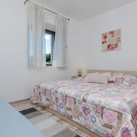 2 Bedroom In Apartament